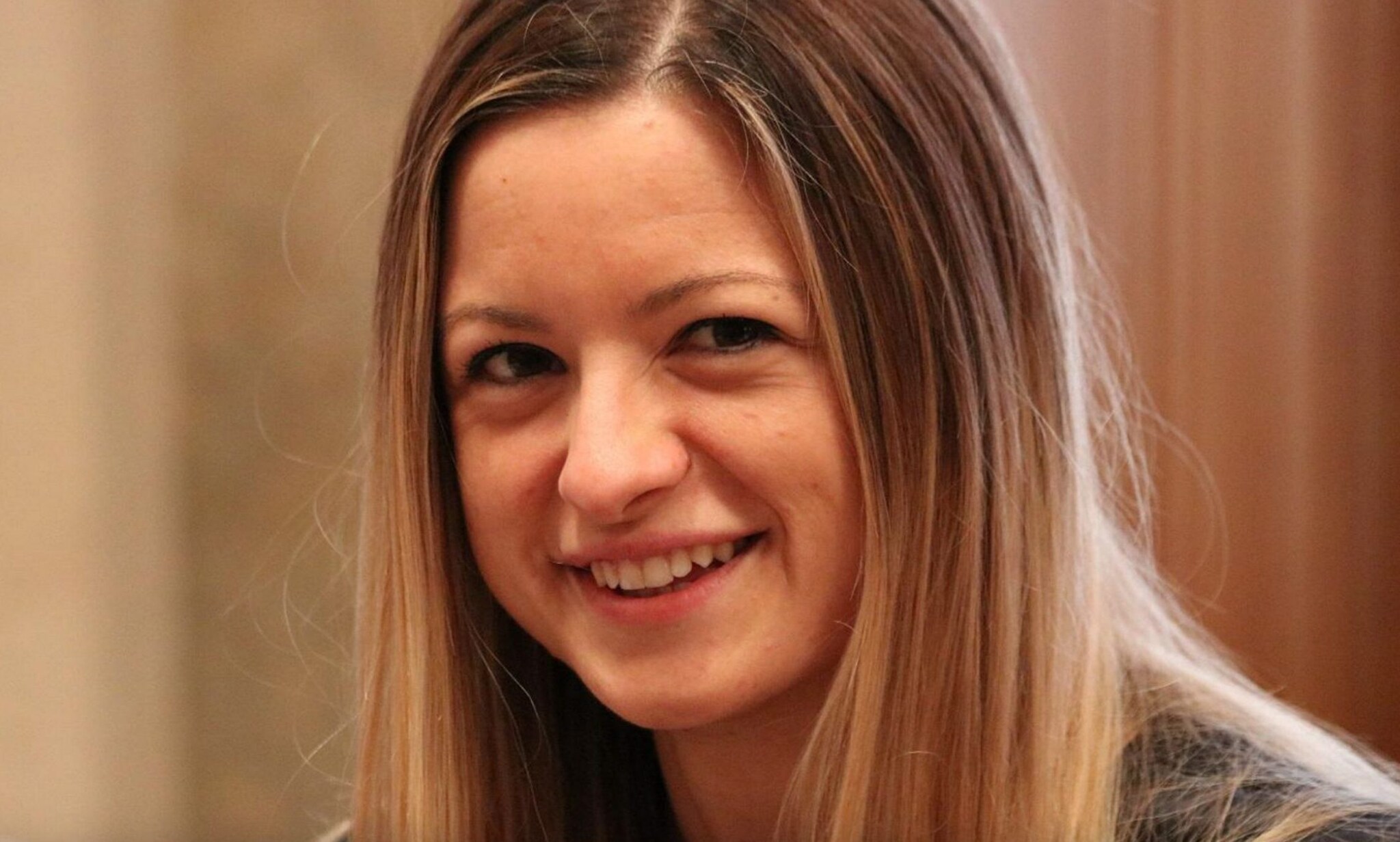 Laurea con Photoshop per lavorare: moglie ex assessore restituisce 35mila euro e farà volontariato