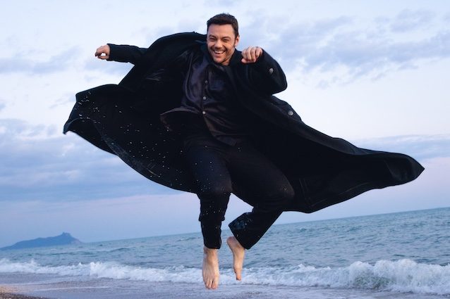 Tiziano Ferro per l’album Sono un grande – ph Andrea Bianchera
