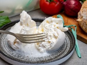 burrata-300x225.jpg
