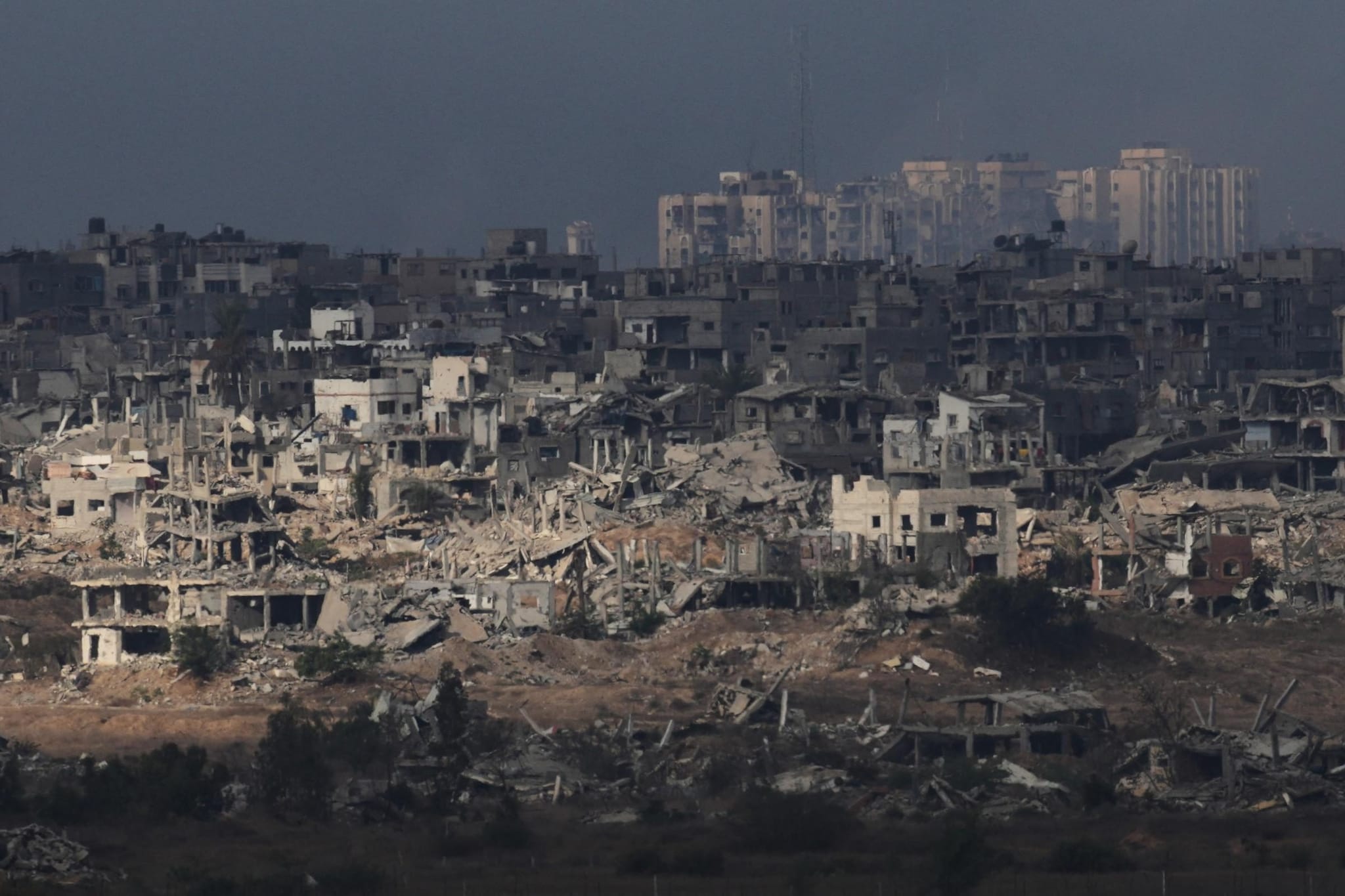 Guerra a Gaza, Croce rossa: "Resti di altri 3 ostaggi consegnati a Israele"