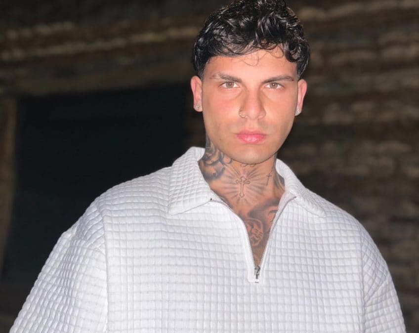 Chi è il 23enne morto accoltellato nel parcheggio dell'Università di Perugia: caccia al killer