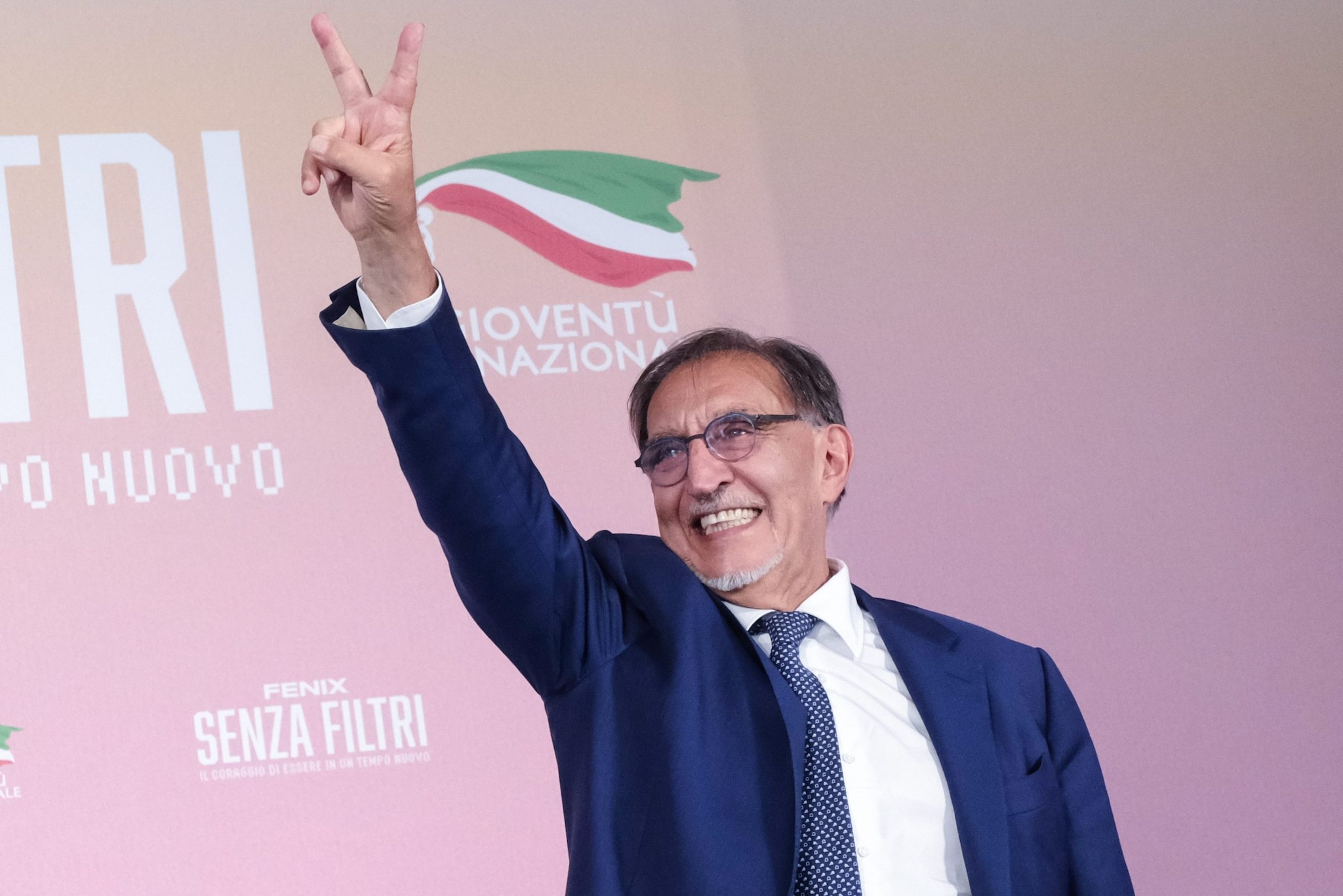 La Russa dice che dal MSI a Fratelli d'Italia "la fiamma c'è ancora"