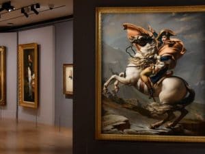 Rapina al Louvre, malviventi assaltano museo parigino e portano via i gioielli di Napoleone