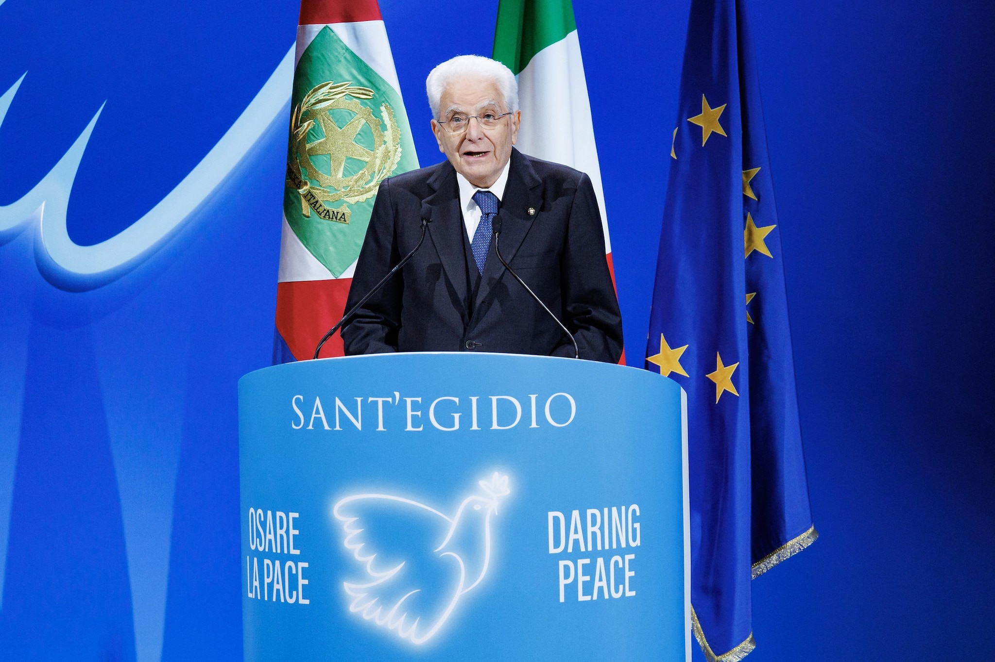 L’appello di Mattarella: "Alla violenza delle armi esiste sempre un'altra strada, continuiamo a osare la pace”