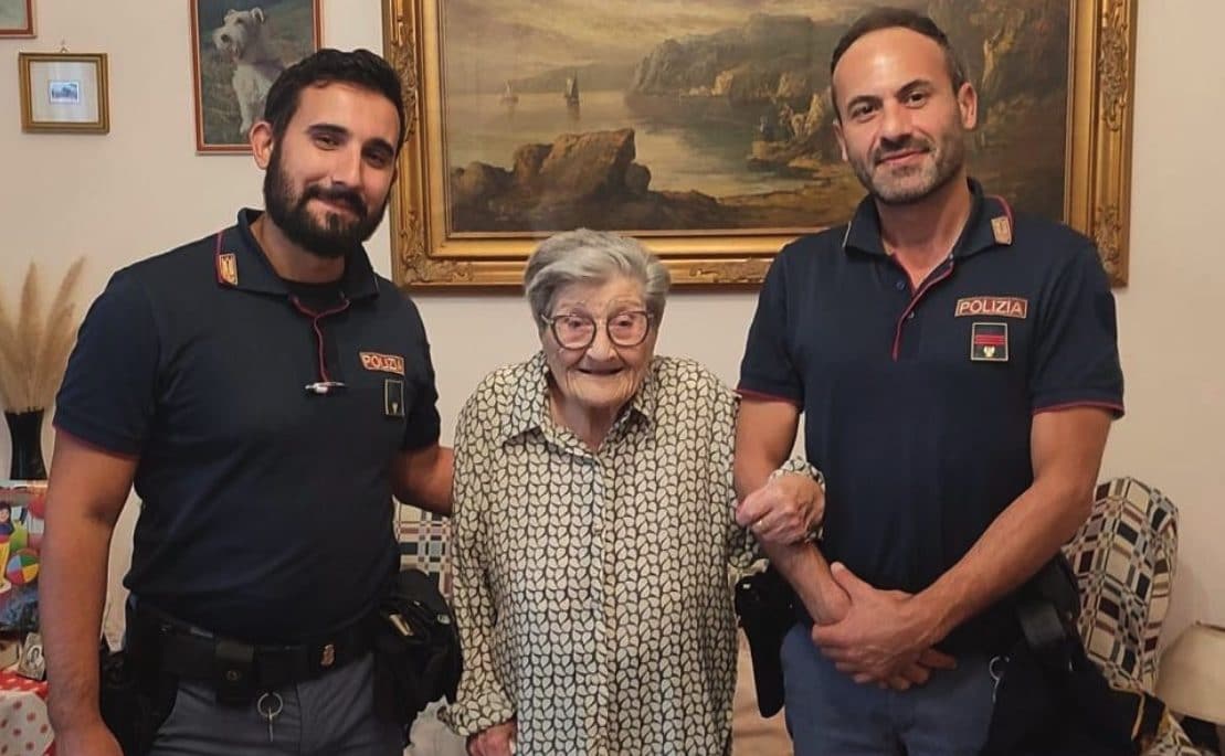 “Suo nipote è in arresto”, tentano truffa alla 101enne ma nonna Amelia chiama la polizia e li beffa