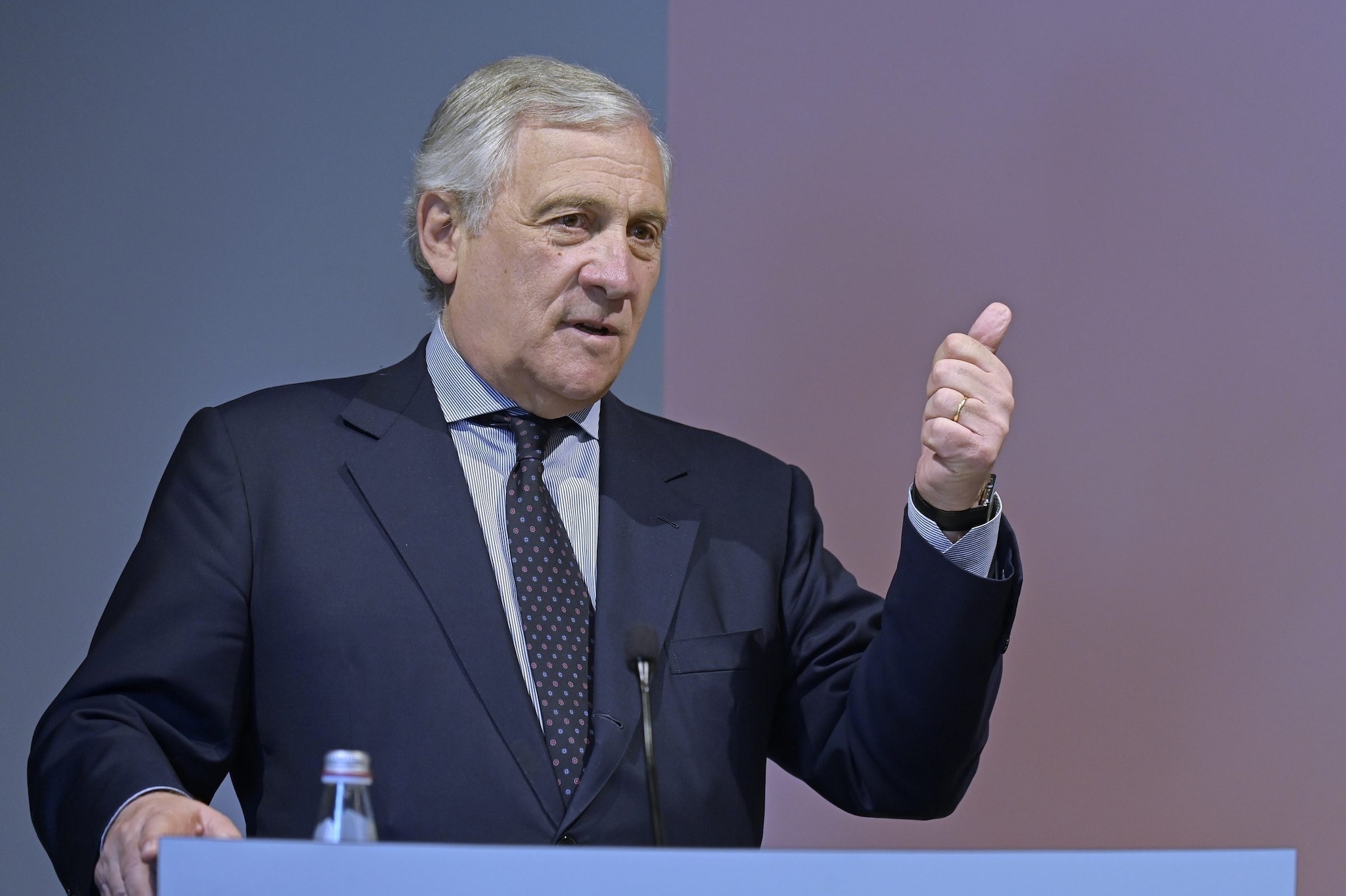 Manovra, il giallo dell'aumento sugli affitti brevi, FI a Fanpage.it: "È stata una manina, lo cancelliamo"