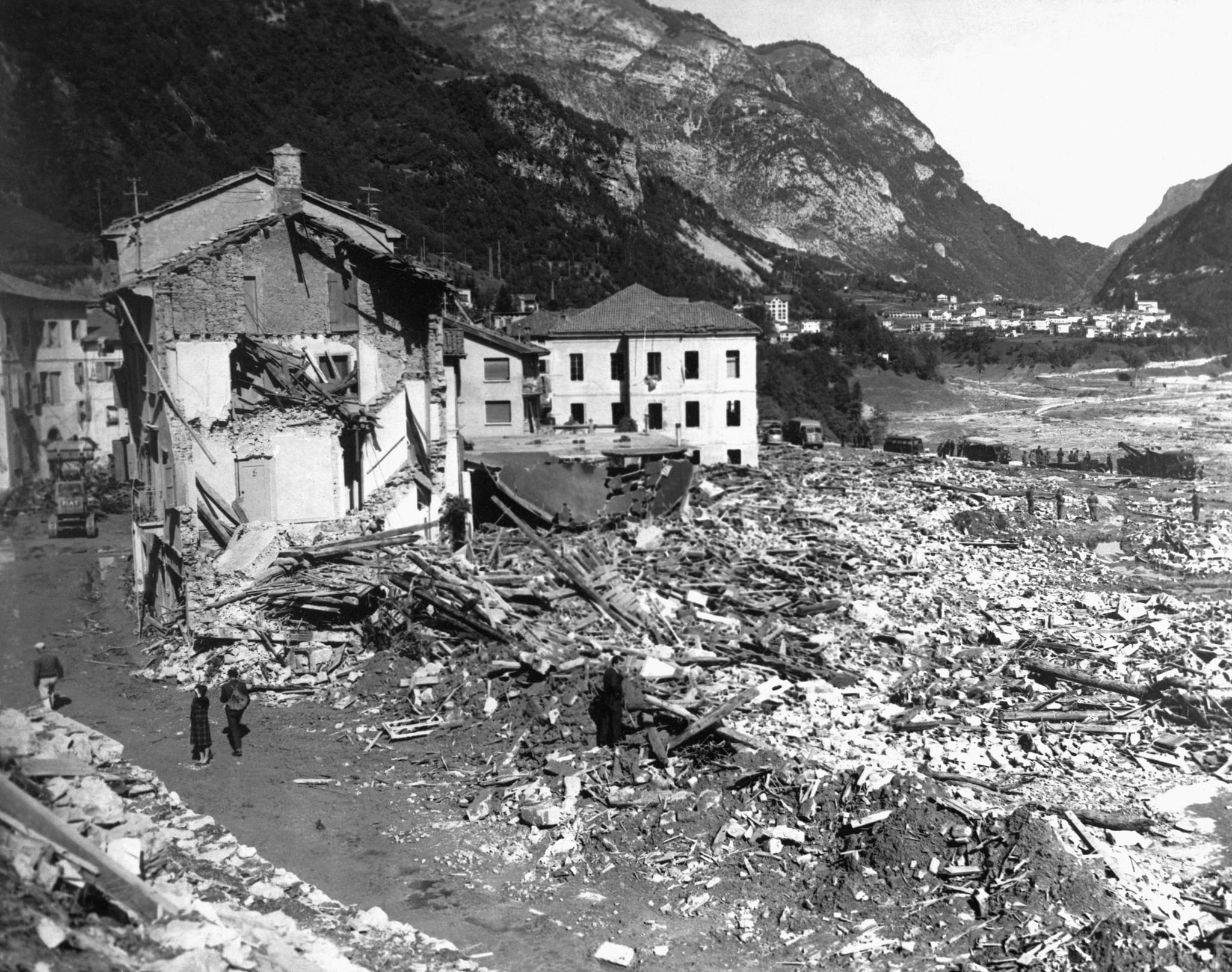 Foto del disastro del Vajont.