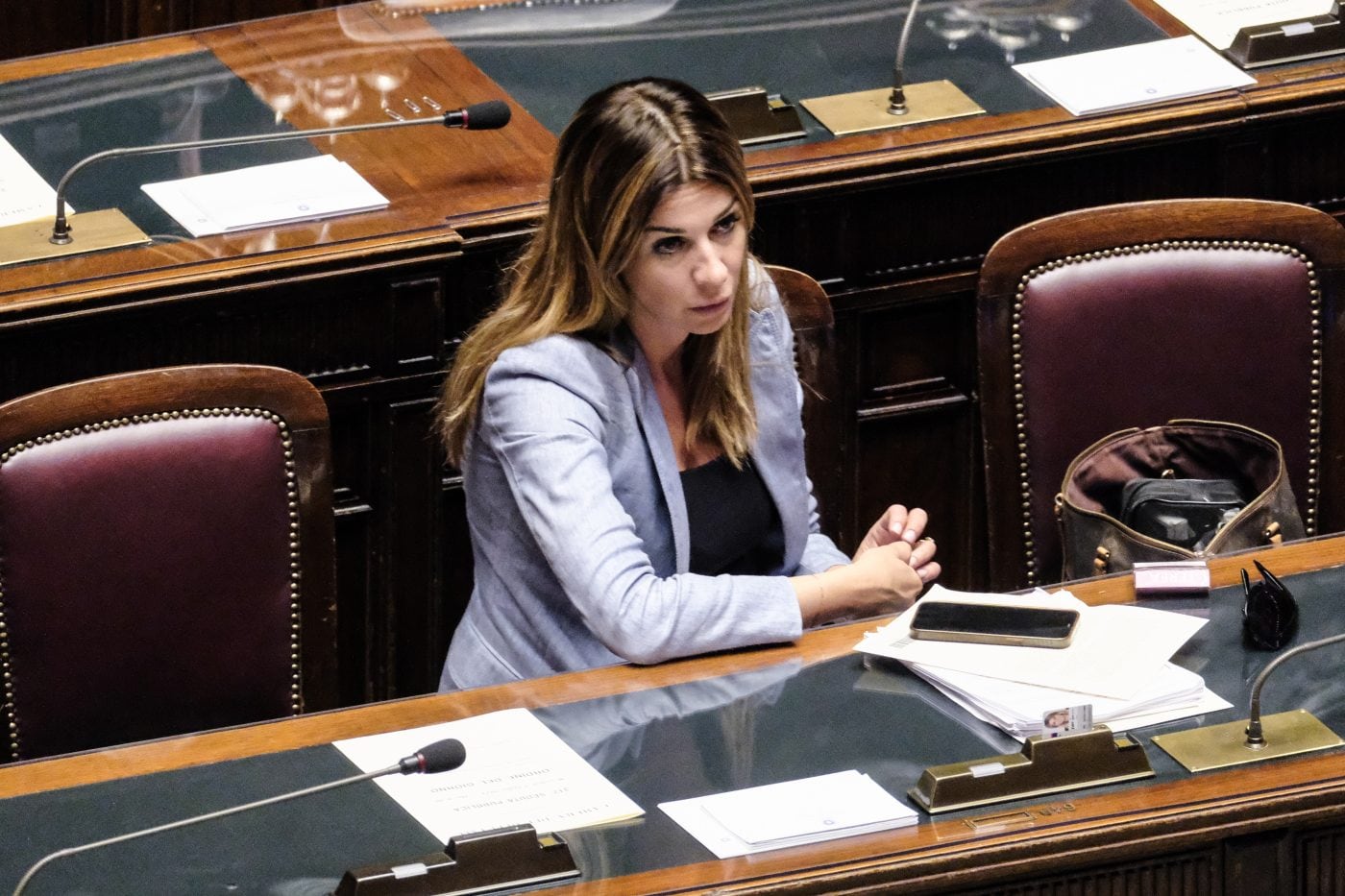 Le donne della politica denunciano la valanga di insulti sessisti che ricevono sui social: anche questa è violenza