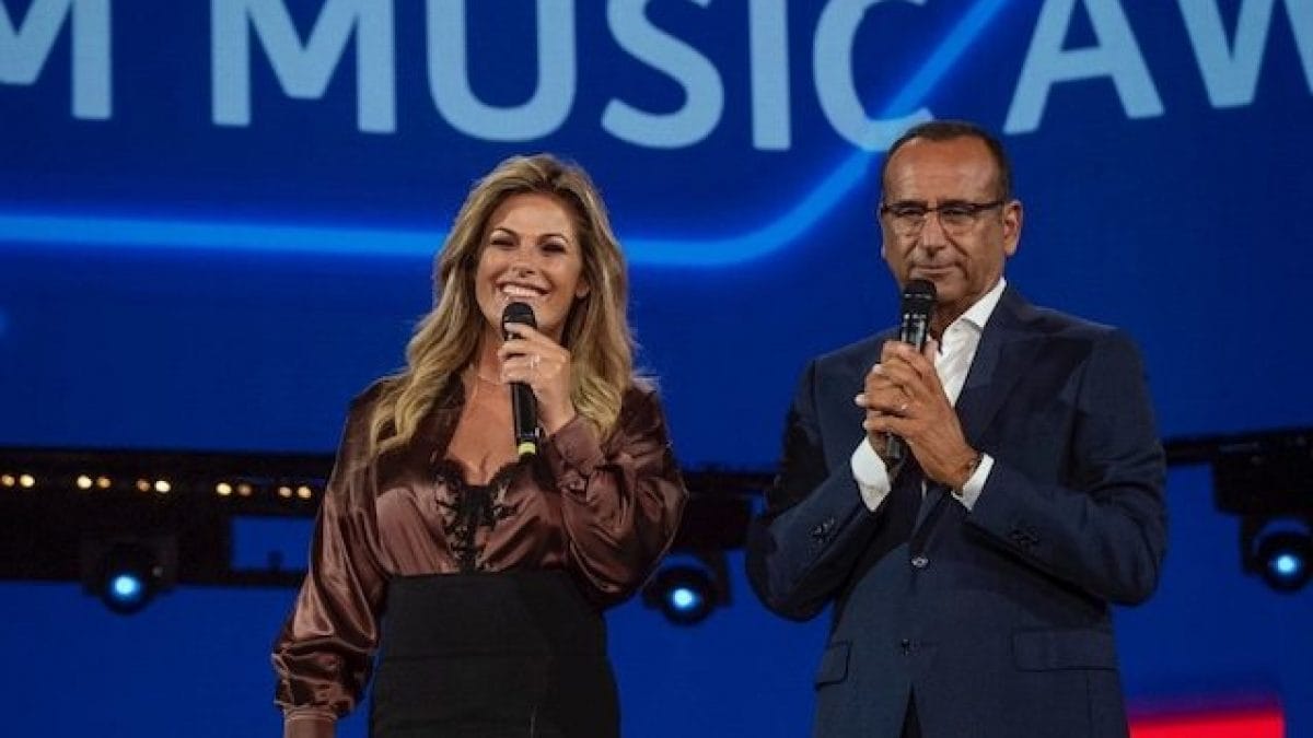 Carlo Conti e Vanessa Incontrada ai Music Awards 2025