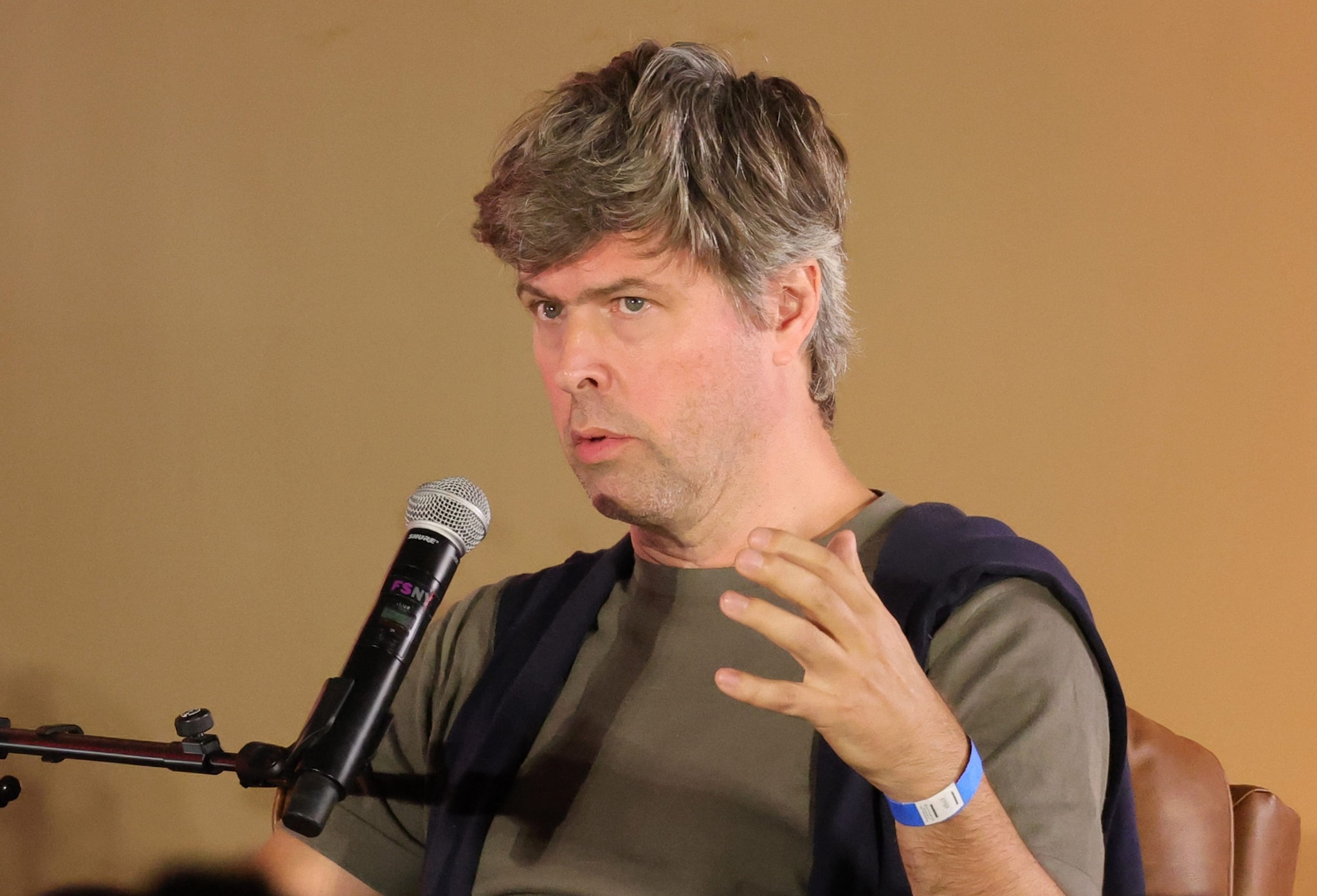 Perché dovreste leggere David Szalay: "Racconto la verità banale della vita, siamo plasmati da forze più grandi di noi"