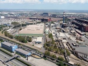 Ex Ilva ancora a rischio chiusura: il sindaco di Taranto ordina all’alimentazione degli impianti