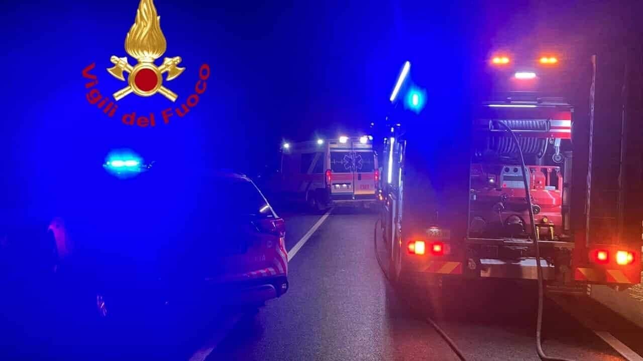 Schianto violentissimo a Castelfiorentino, muore 26enne: auto ridotta a un groviglio di lamiere
