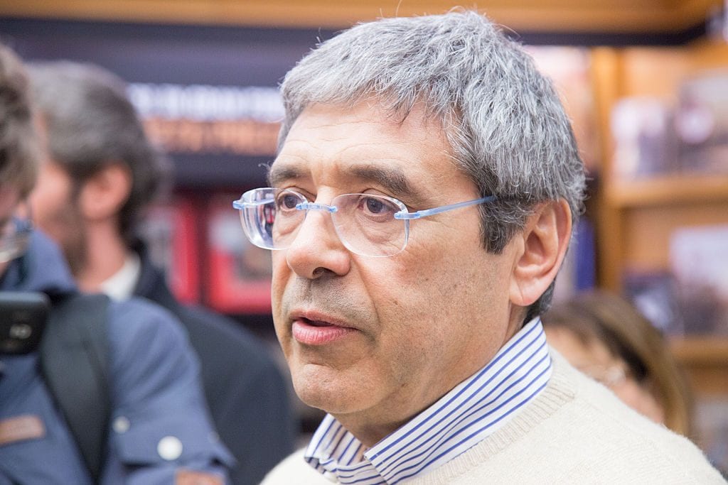 Appalti truccati e nomine e concorsi pilotati: l'ex governatore della Sicilia Totò Cuffaro in arresto per corruzione