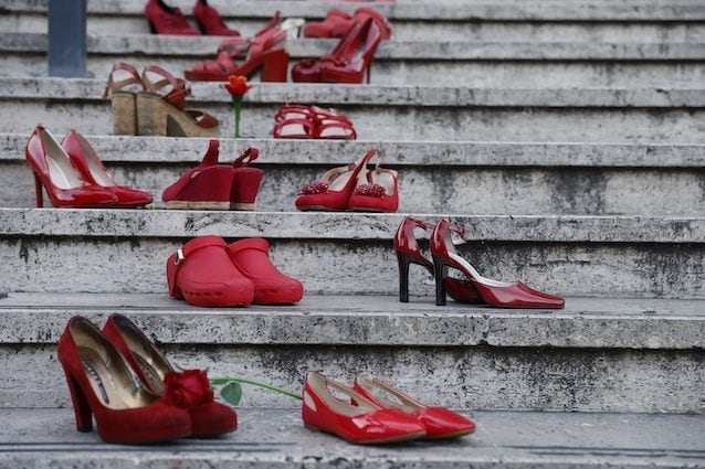 Giornata mondiale contro la violenza sulle donne 2025, frasi e citazioni per riflettere sul 25 novembre