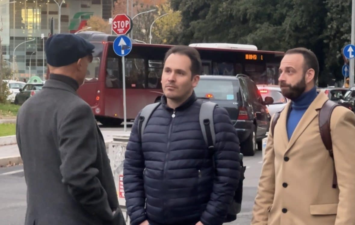 Le nuove analisi della difesa di Sempio: "Individuati i punti della villa condivisi da Andrea e Chiara Poggi"