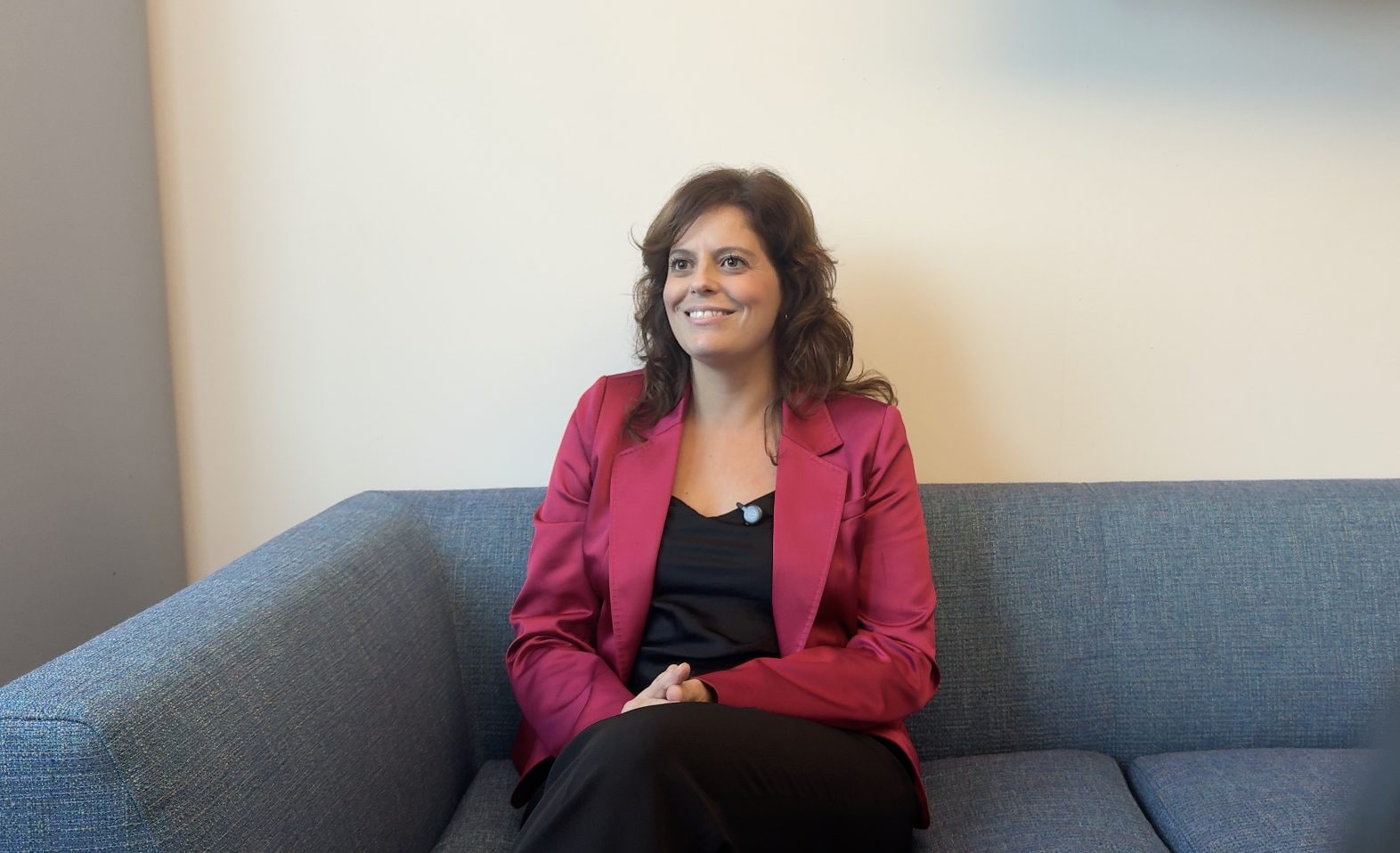 Ilaria Salis: "Affitti? Servono soluzioni radicali, in città impossibile vivere con stipendi normali"