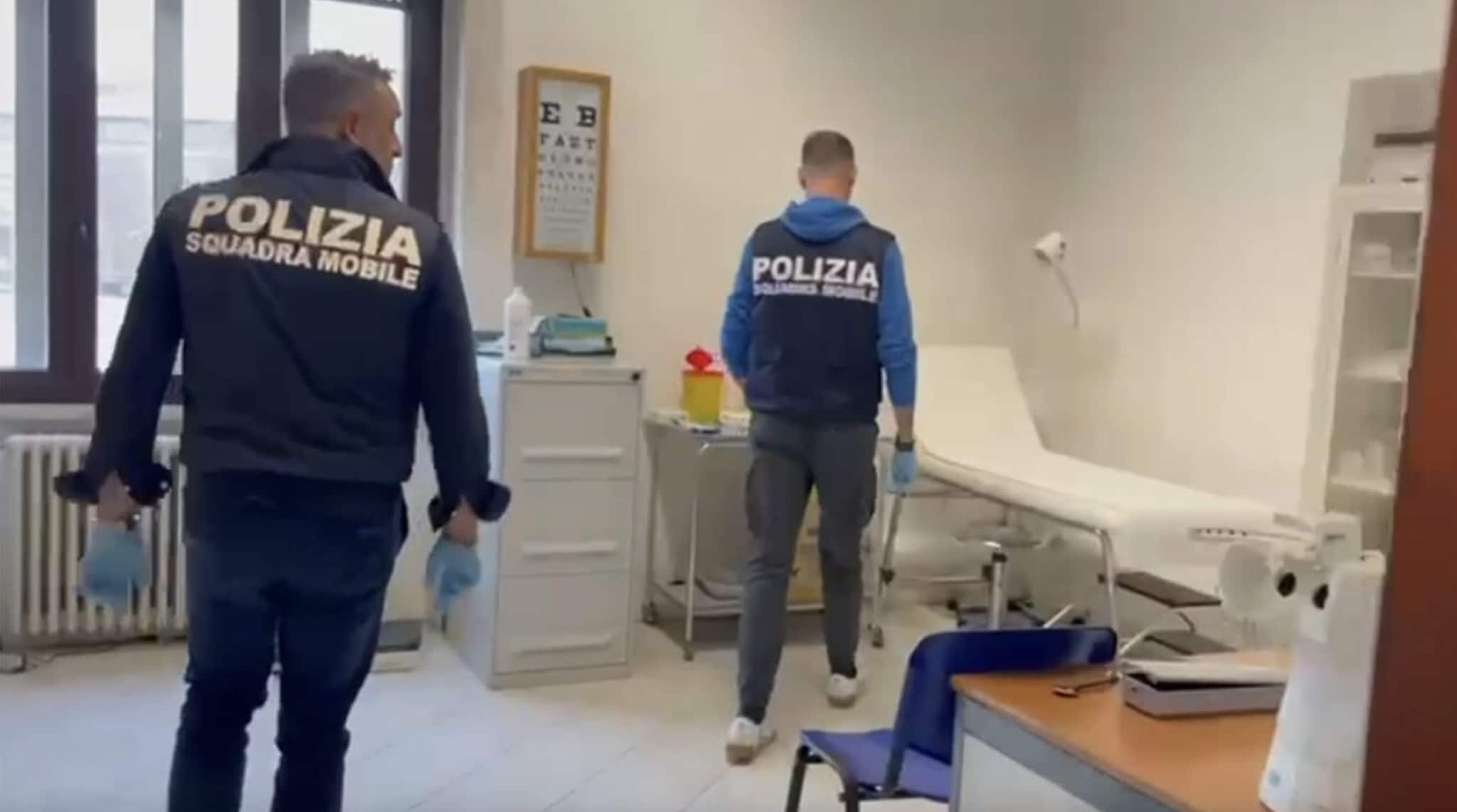 Fa un trapianto di capelli e finisce in coma, la clinica era abusiva: indagati due medici ad Arezzo