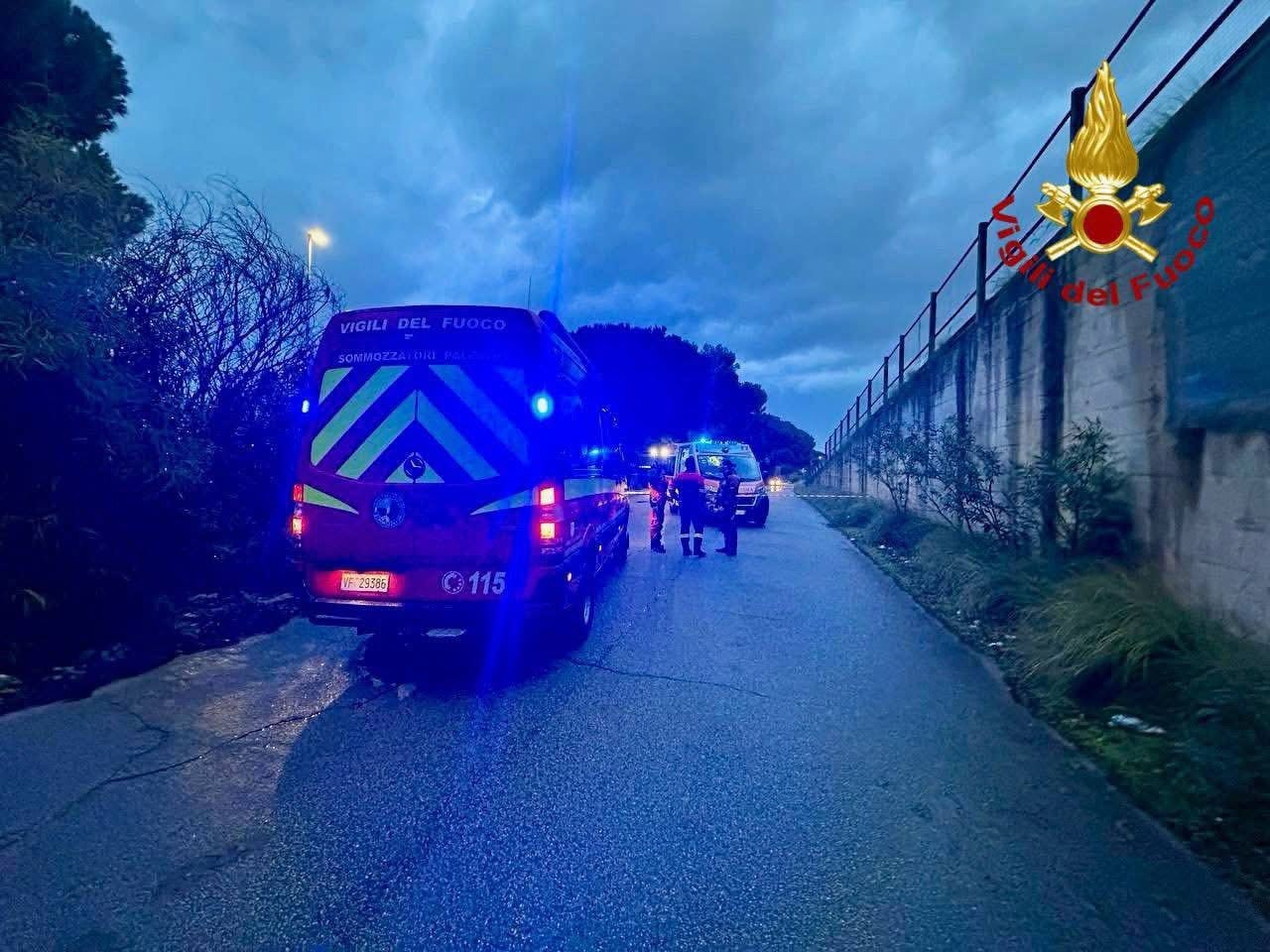 Maltempo in Sicilia con disagi e allagamenti: a Palermo salvata coppia con neonato intrappolata in auto