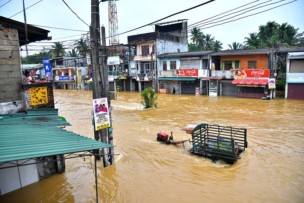 Devastanti alluvioni in Asia: oltre mille morti tra Sri Lanka, Indonesia e Thailandia