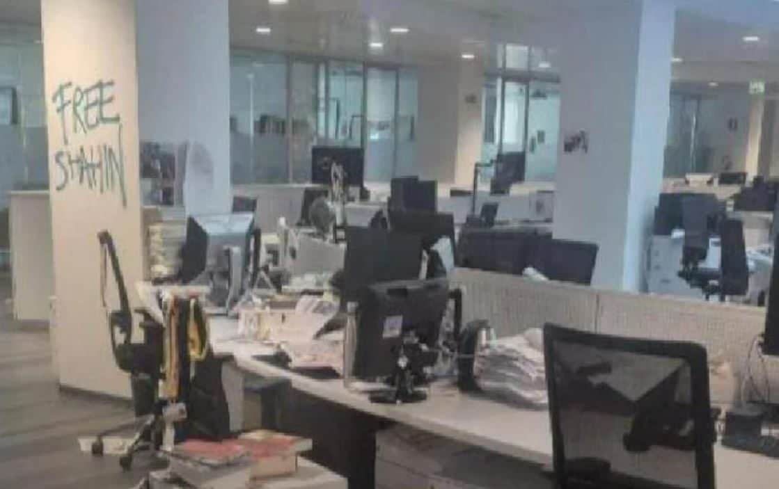 Irruzione al quotidiano  La Stampa,  procura apre fascicolo: decine già identificati, anche un 16enne