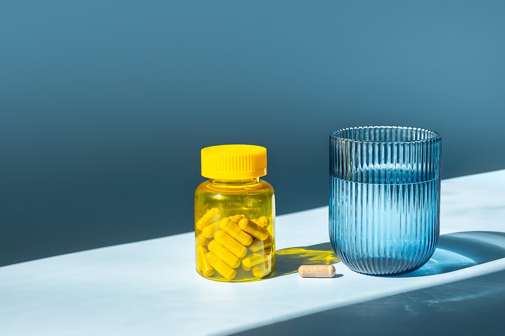 Francia, esplode il caso Nègre: 243 donne drogate con potente diuretico ai colloqui di lavoro al Ministero