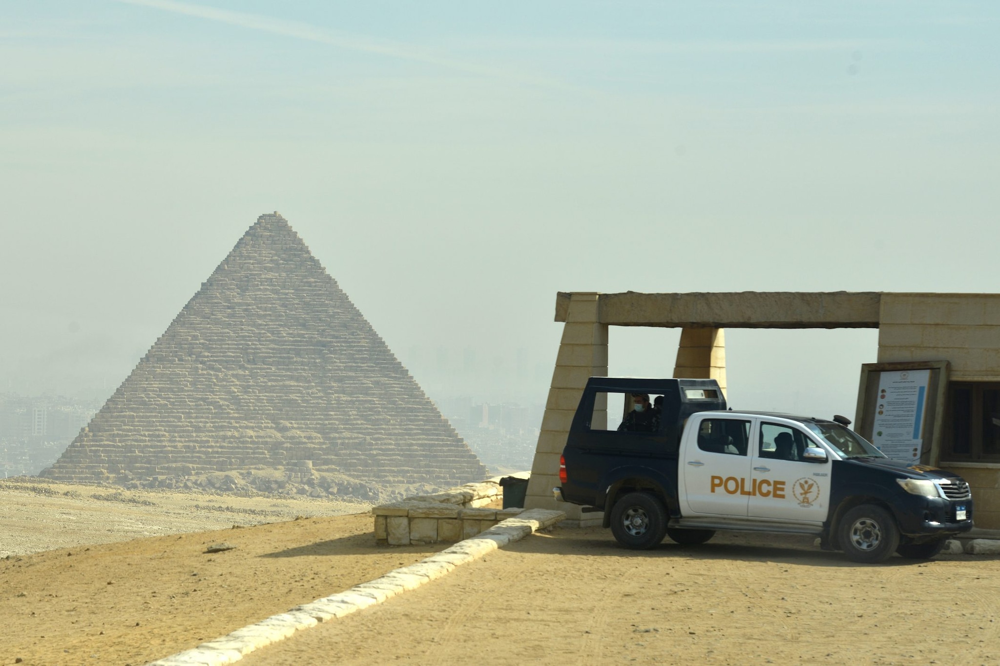 Egitto, il corpo di una neonata trovato in uno zaino: arrestata la madre