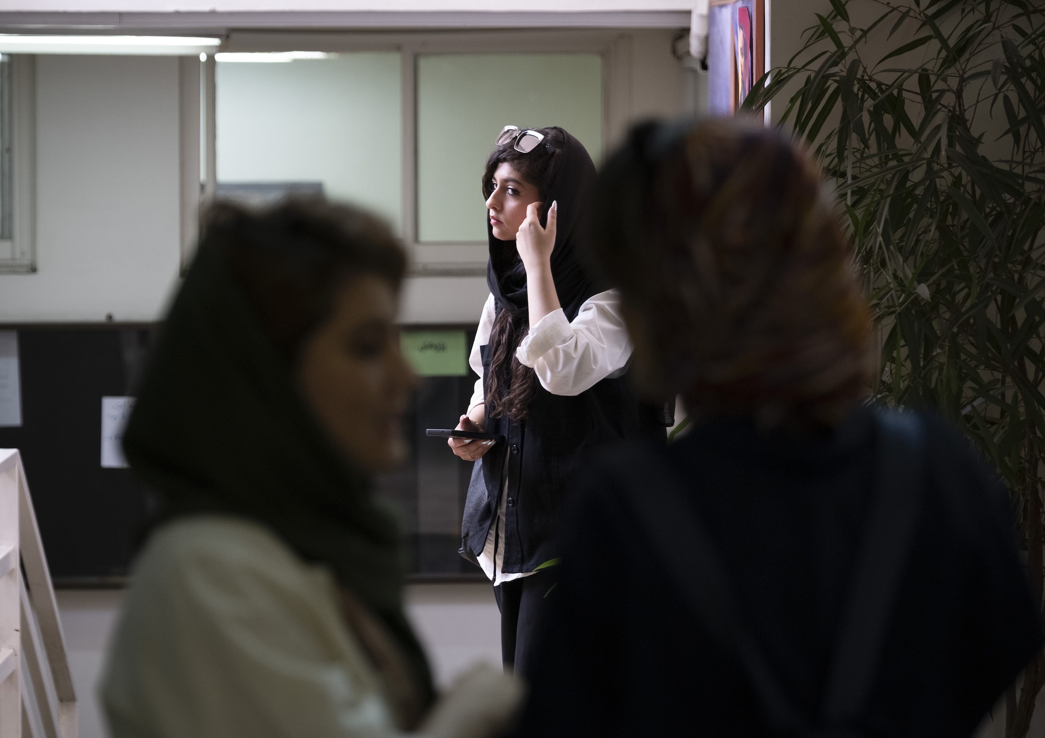 Studenti iraniani bloccati a causa dei ritardi dell’ambasciata italiana, il giudice: "È discriminazione"