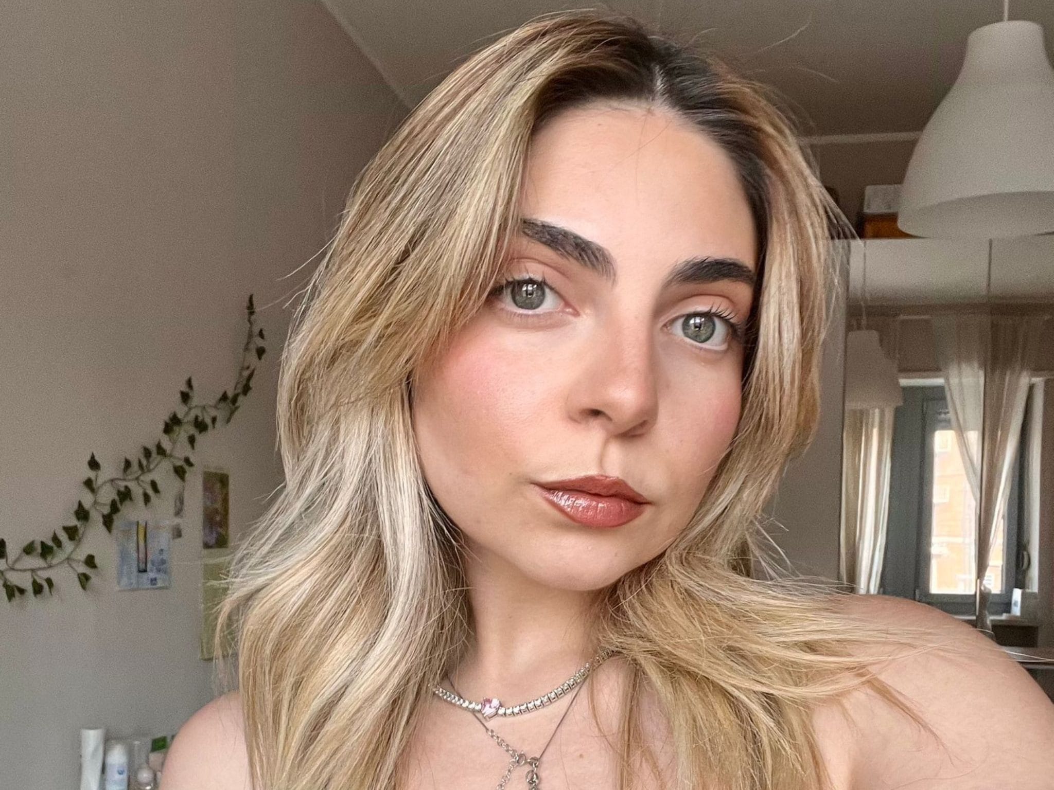 "Ho 23 anni e tornare in Sardegna in traghetto fa paura: 11 ore sul ponte tra sconosciuti, ma i voli costano troppo"