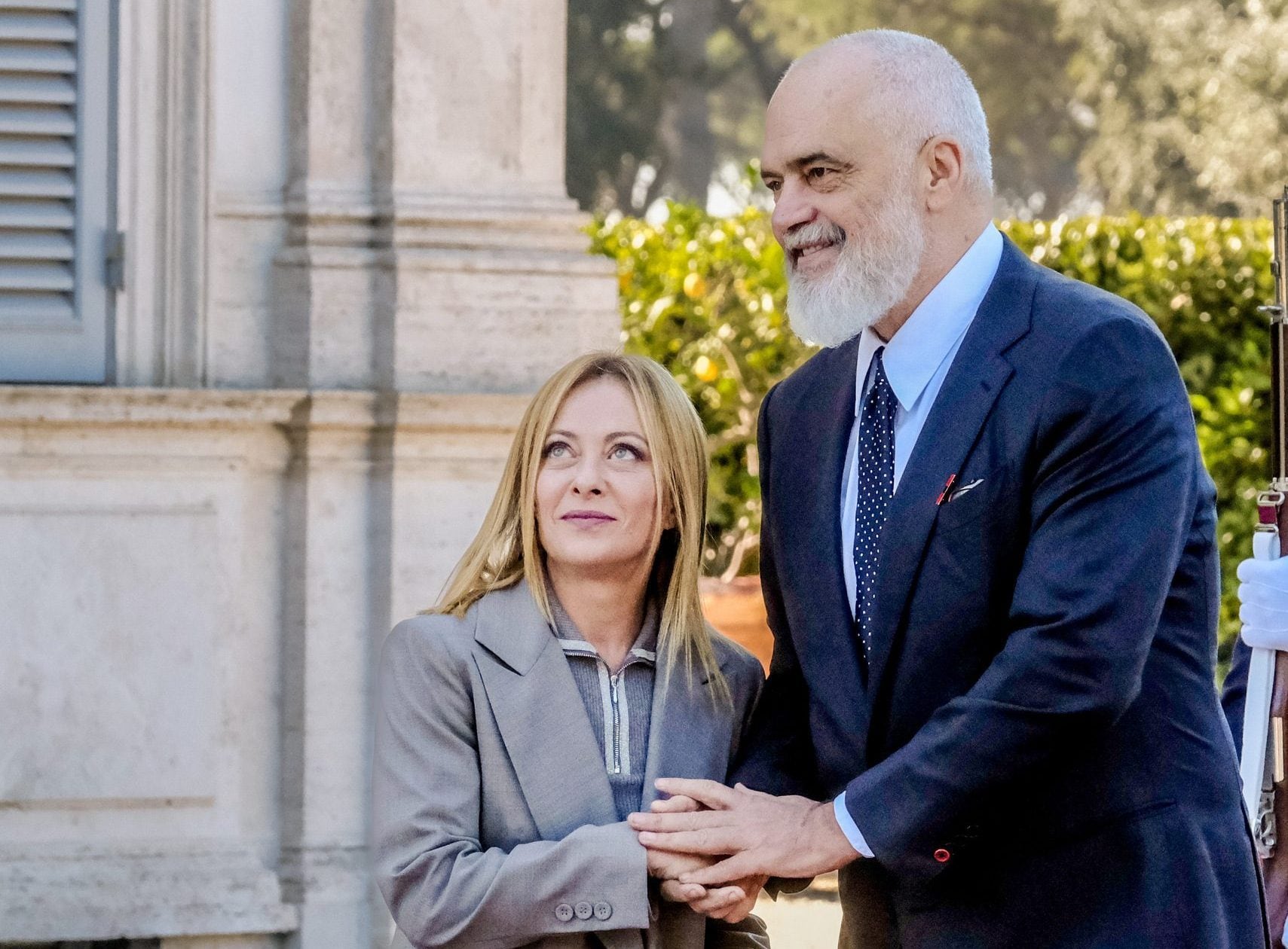 No, neanche quest'anno i centri in Albania tanto decantati da Giorgia Meloni hanno funzionato