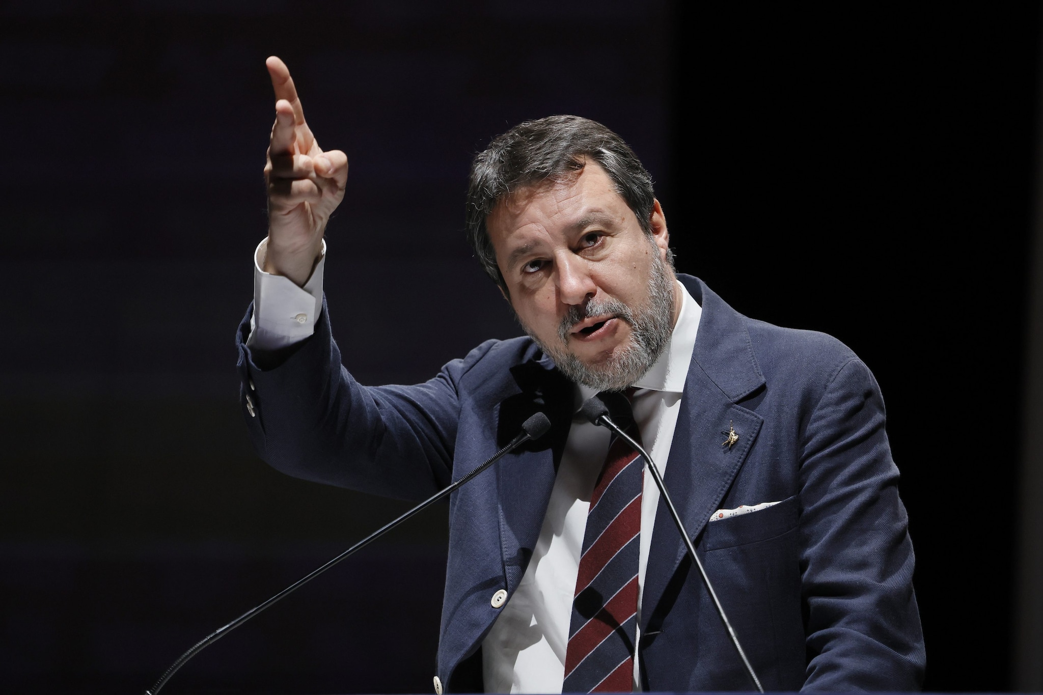 Salvini se la prende con chi sciopera il 12 dicembre: "Irresponsabili, sulla pelle dei lavoratori"