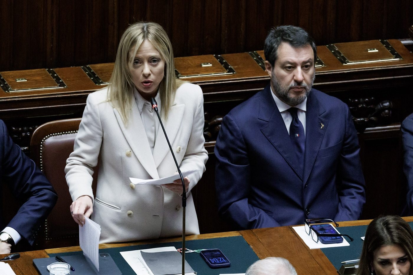 La frase su Hitler e i leader Ue pronunciata da Salvini che viene apprezzata da Mosca e mette in imbarazzo il governo Meloni