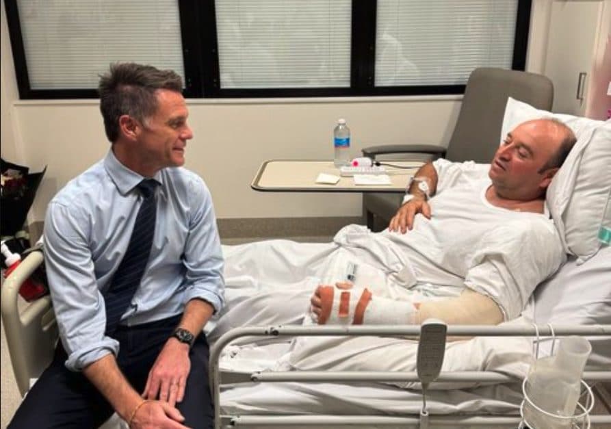 L’eroe dell’attentato di Bondi Beach: “Bevevo un caffè con un amico, era una questione di coscienza”