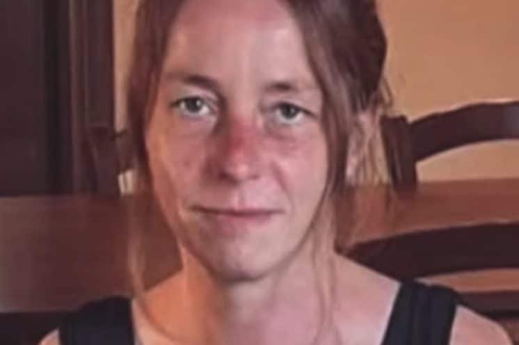 Morte Diana Canevarolo, sequestrata una pala nel giardino condominiale: si cerca ancora l'arma del delitto