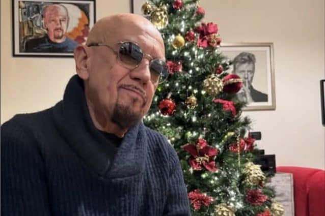 Come sta Enrico Ruggeri, il cantante aggiorna sull'operazione: "Ora posso abbandonare le cautele"