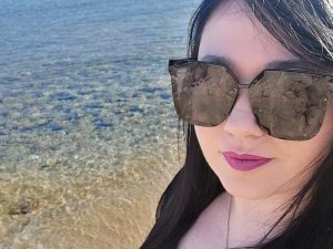 L’auto esce fuori strada e si ribalta: Noemi muore a 37 anni la Vigilia di Natale. Tragedia a Villacidro