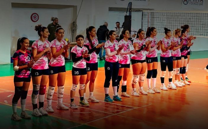 Partita di volley diventa emergenza sanitaria a Catania: squadra in ospedale per intossicazione da monossido
