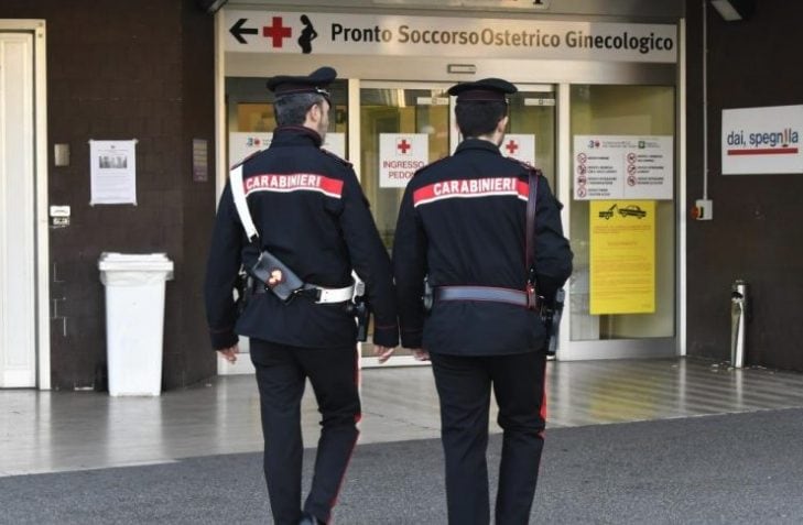 "Non mi piace come mi curate", 20enne ubriaca prende a calci e pugni i sanitari al pronto soccorso di Cesena