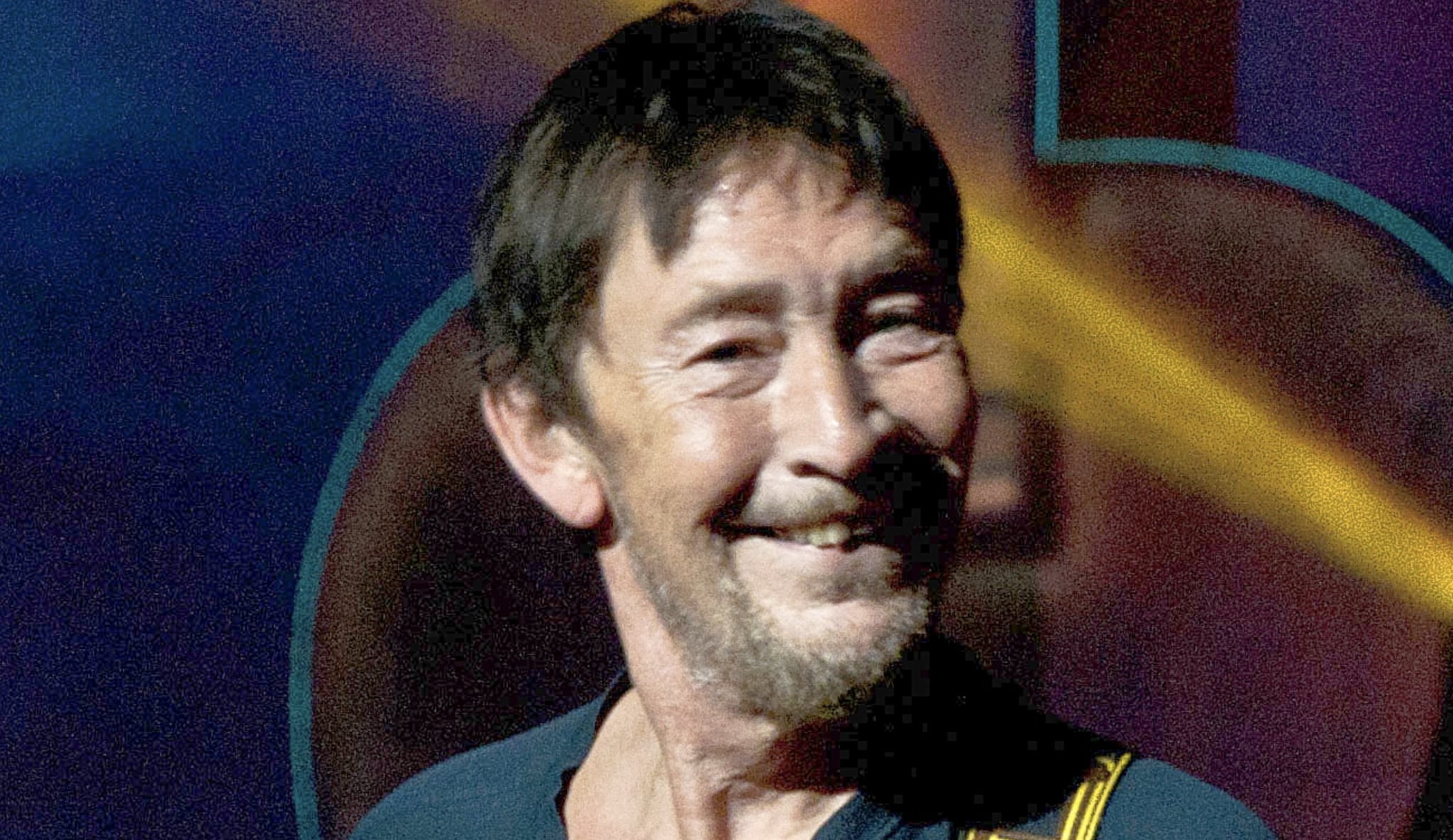 Morto Chris Rea a 74 anni: addio al cantante di Driving Home For Christmas e On the Beach