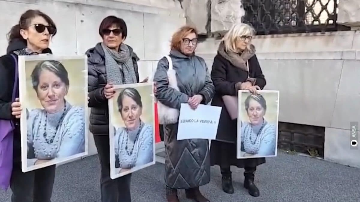 Immagini dal sit–in per Liliana Resinovich
