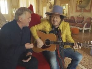 La strana storia di come Così Celeste di Zucchero e altre canzoni italiane sono diventate classici natalizi in Islanda