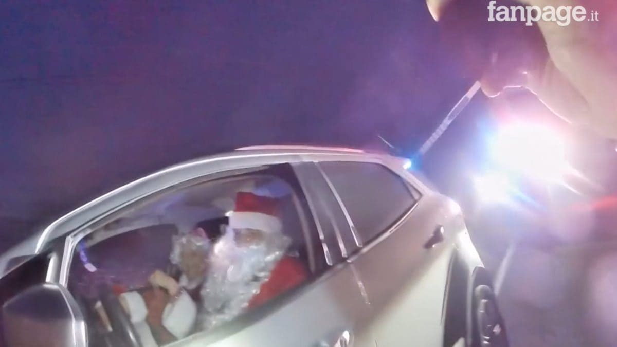 Babbo Natale e sua moglie sono stati fermati per eccesso di velocità in Ohio
