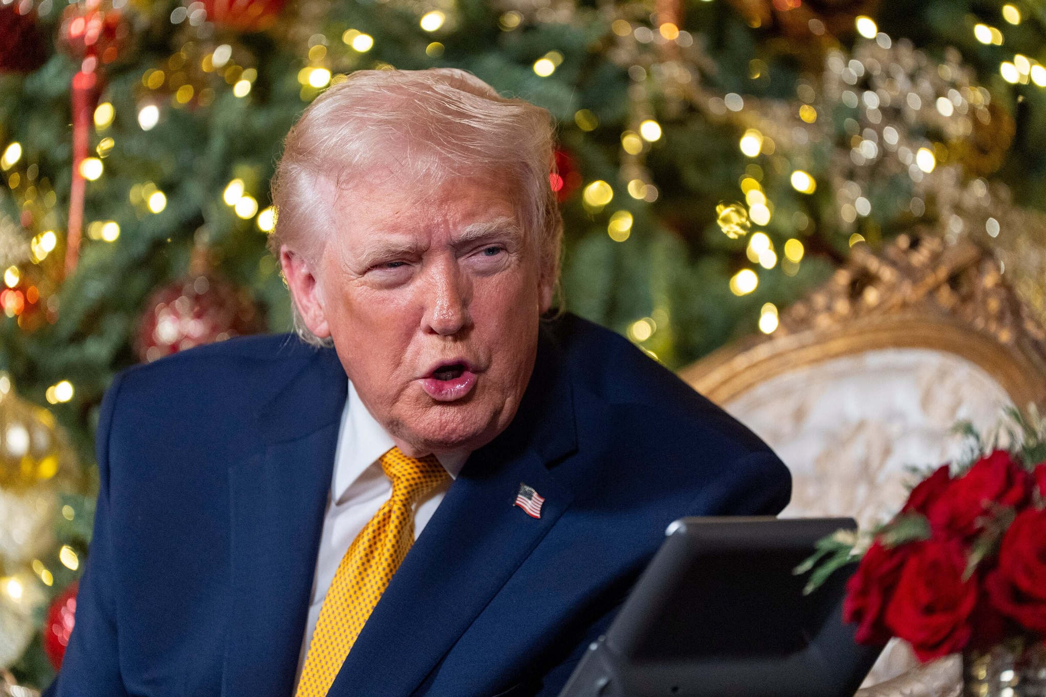 "Buon Natale anche a quella feccia della sinistra radicale": gli auguri di Donald Trump