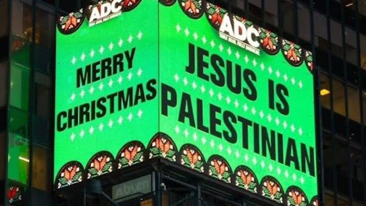 "Gesù è palestinese", l’insegna luminosa comparsa a Times Square