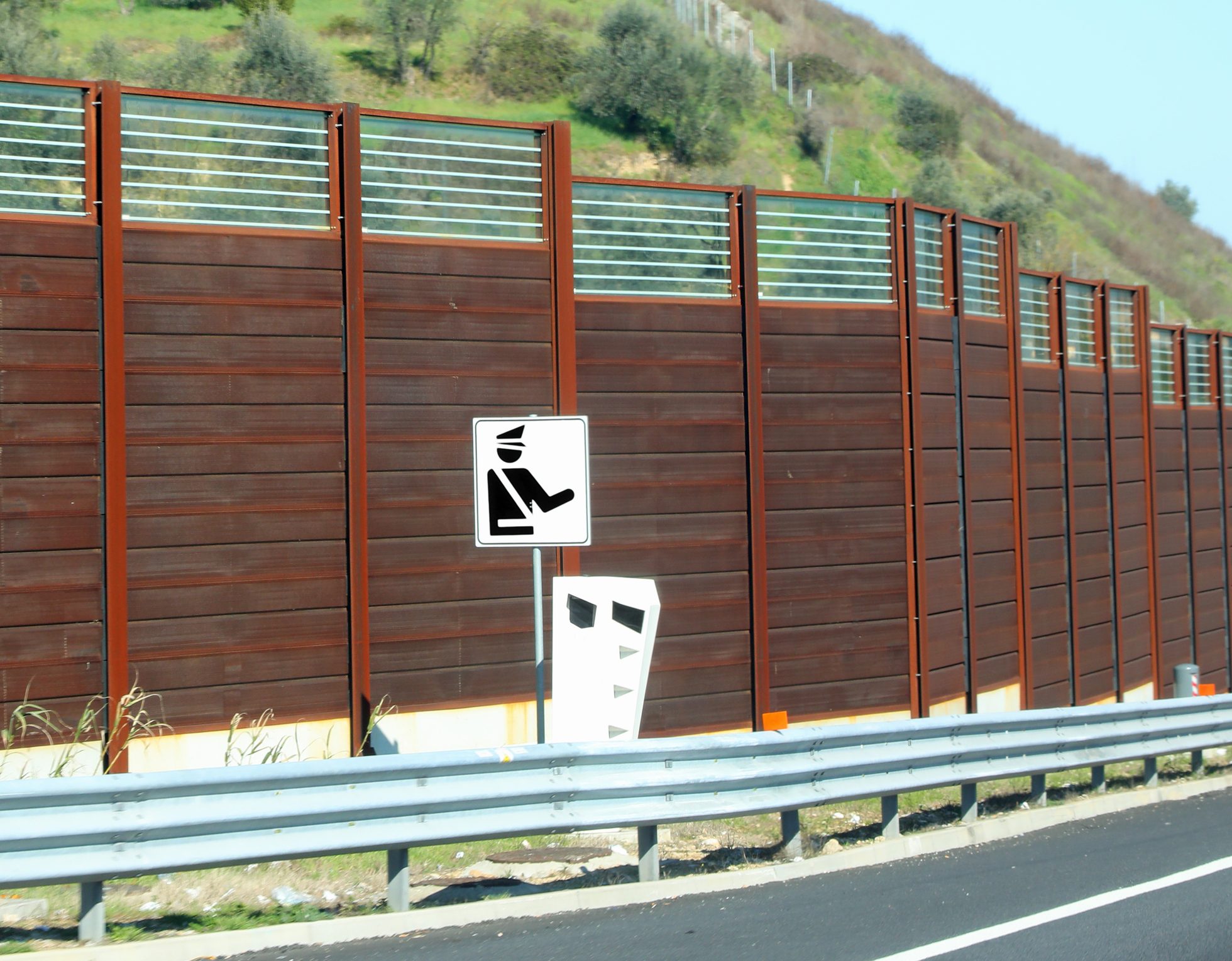 Dopo quasi due anni torna Fleximan nel Ravennate: abbattuto l'autovelox sulla Statale 16