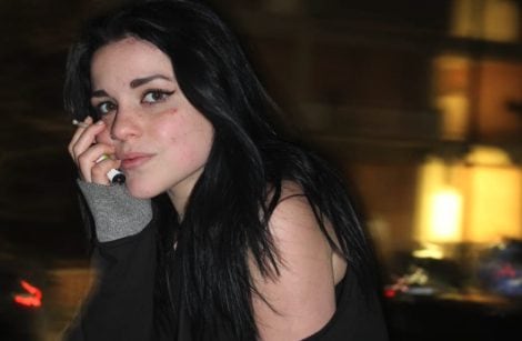 Chi era Luna Falchi, la 26enne trovata morta in casa dalla mamma a Siena: appartamento sotto sequestro