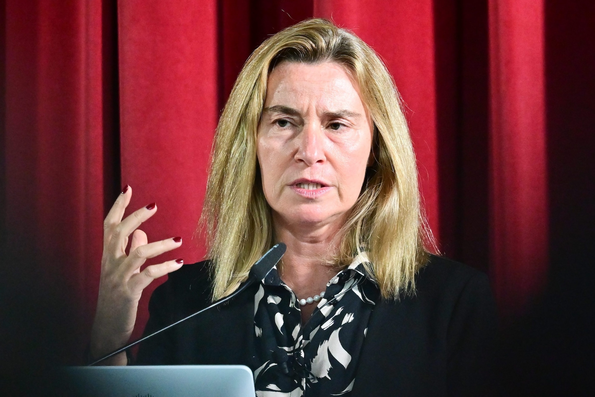 Chi è Federica Mogherini, l'ex ministra italiana fermata a Bruxelles e accusata di frode in Ue