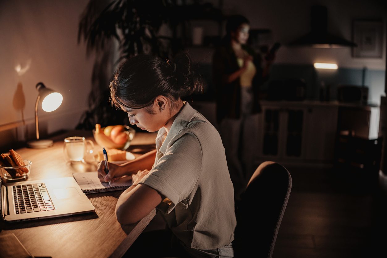 Semestre filtro, una mamma: “Mia figlia sta rinunciando alla sua vita, le auguro di lasciare l’Italia”