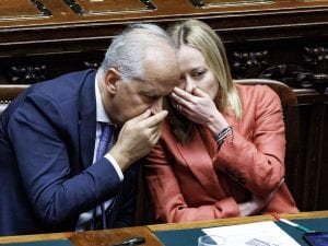 Governo, Piantedosi blindato, Claudia Conte: “Le mie competenze parlano per me”. Vertice tra Meloni, i vice e Giorgetti