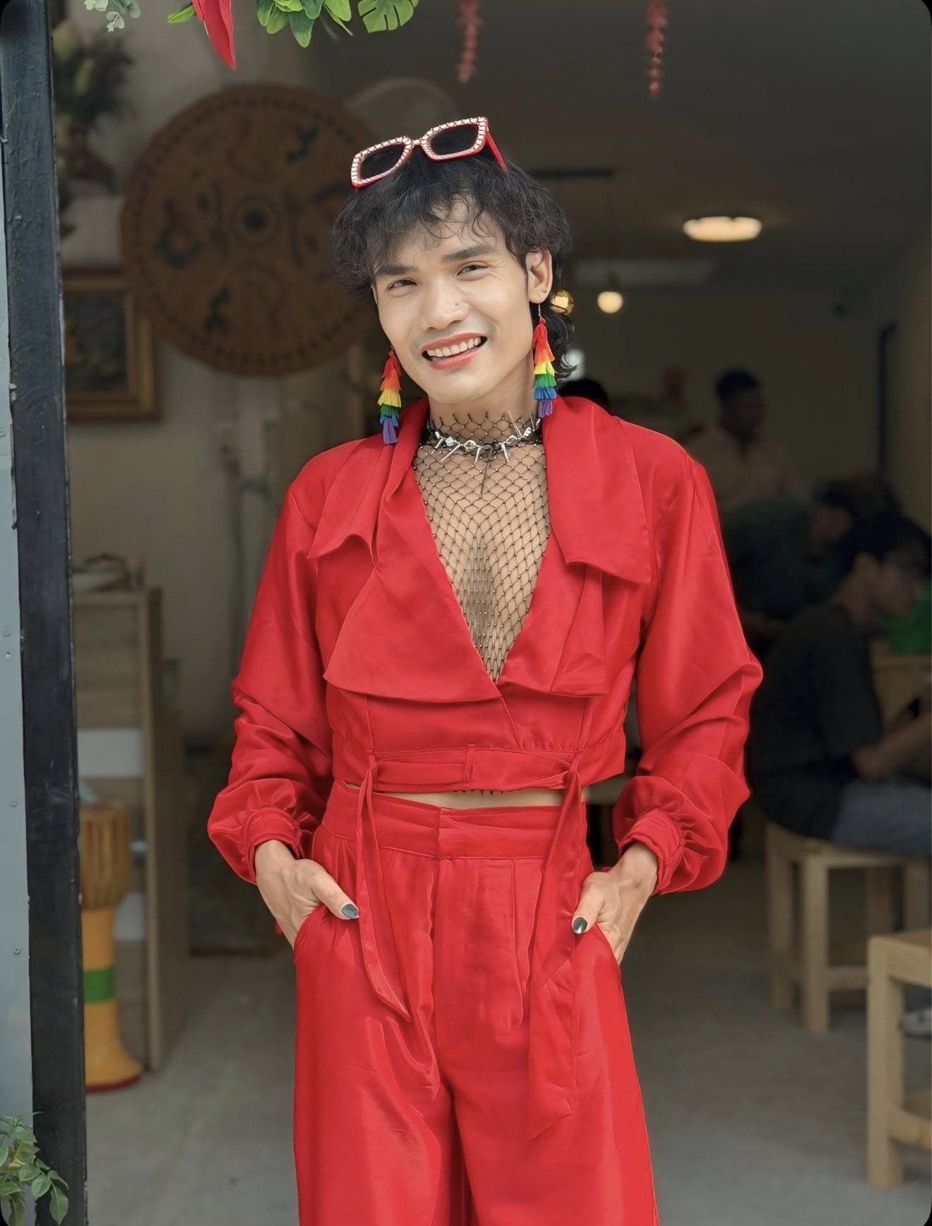 TikToker e attivista LGBT trovato senza vita nella foresta: è stato picchiato a morte con un bastone