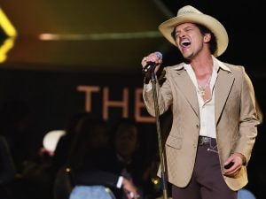Bruno-Mars-300x225.jpg